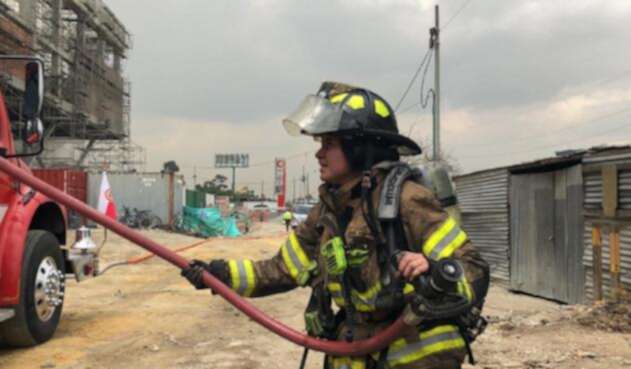 Así vivió el cuerpo de Bomberos de Bogotá el Incendio del Centro Comercial El Edén