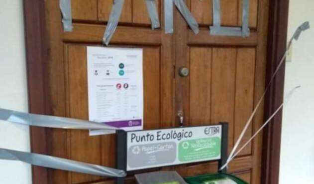Bloquean ingreso a oficinas en la Universidad Nacional en Medellín. Bloquean ingreso a oficinas en la Universidad Nacional en Medellín.