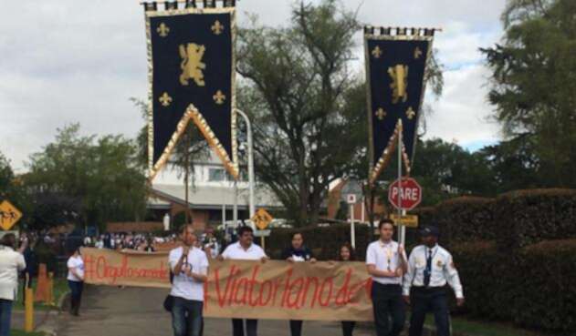 Protesta en colegio San Viator, en Bogota.
