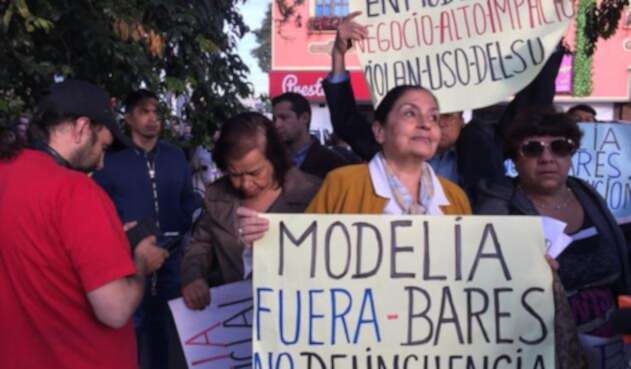 Protestas en Modelia por presencia de bares