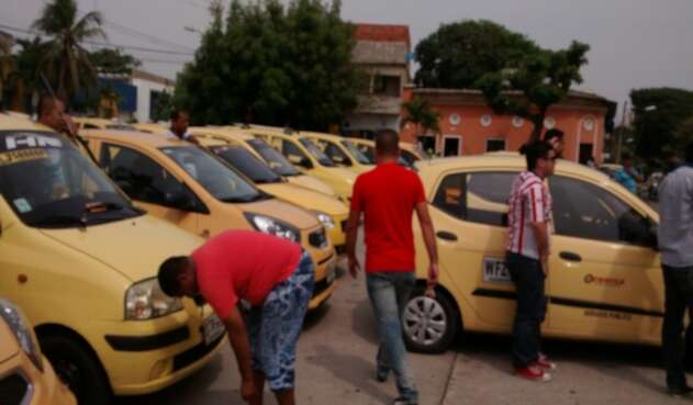 Taxistas rechazan impuesto de Sayco y Acinpro por absurdo