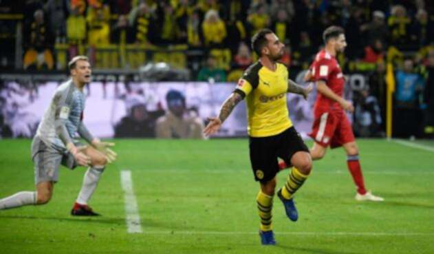 Paco Alcacer celebrando un gol del BvB ante el Bayern Paco Alcacer celebrando un gol del BvB ante el Bayern