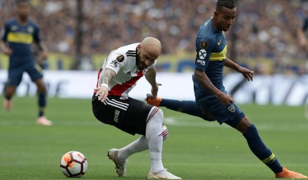 El partido inició con momentos de buen fútbol por parte de ambos equipos.
