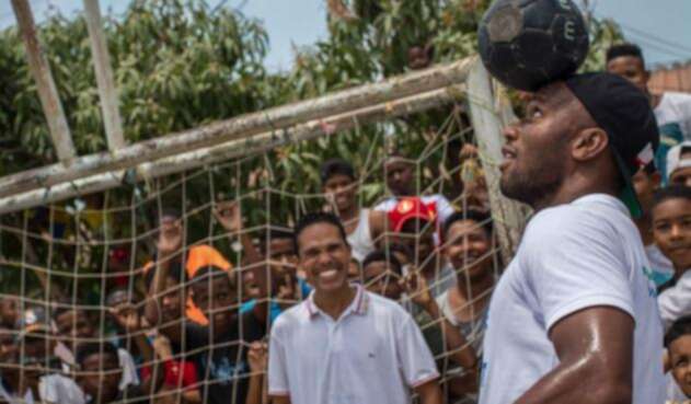 Didier Drogba en su visita a Colombia. Didier Drogba en su visita a Colombia.