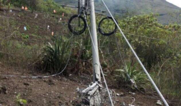 Atentado poste energía, Cauca