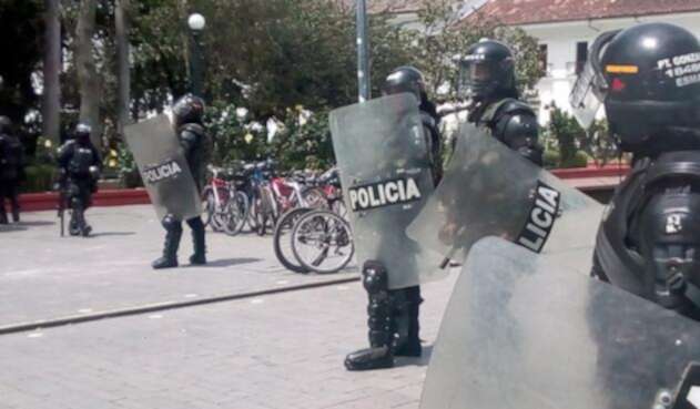 Agentes del Esmad Agentes del Esmad