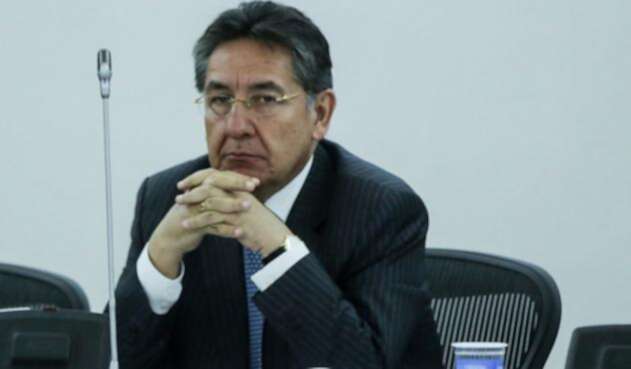 Néstor Humberto Martínez Néstor Humberto Martínez, fiscal General.