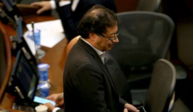 Gustavo Petro Urrego, reviviendo su vieja estrategia de las marchas contra fallos en su contra.