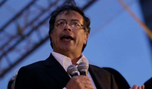 Gustavo Petro, congresista