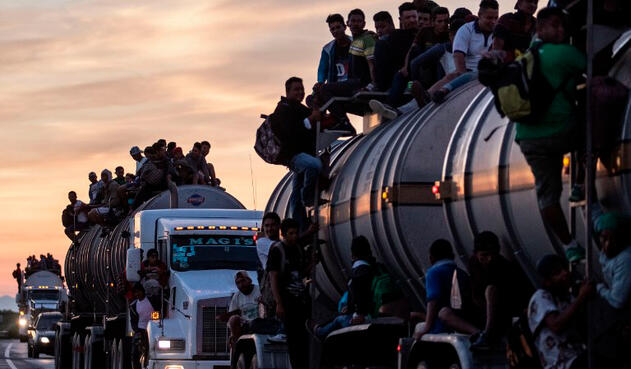 Desde Honduras y México cientos de ciudadanos han emprendido una travesía incierta