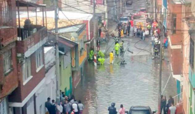 Habitantes del barrio las Mercedes fueron afectados por las inundaciones