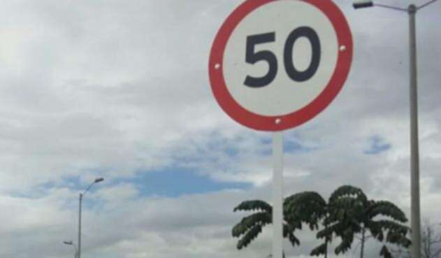 Límite de velocidad de 50k/h