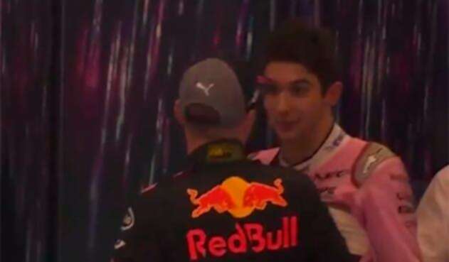 Max Verstappen y Esteban Ocon culminado el Gran Premio de Brasil, en Interlagos (Sao Paulo)