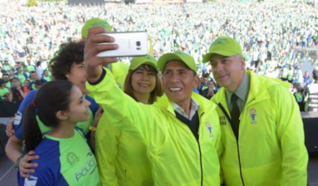 Nairo Quintana en la carrera organizada por la Policía Nacional