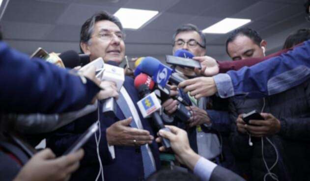 Néstor Humberto Martínez Néstor Humberto Martínez