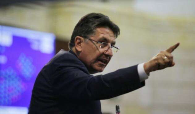 Néstor Humberto Martínez Néstor Humberto Martínez