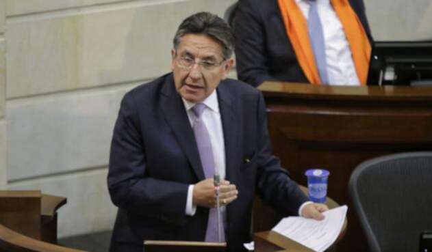 Néstor Humberto Martínez Néstor Humberto Martínez