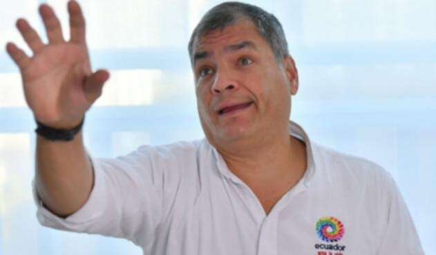 Rafael Correa alega que existe persecución en su contra