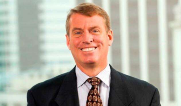 Richard Francis, director Latin American Sovereigns – líder de la Calificación de Colombia de Fitch Ratings