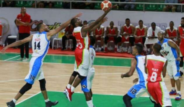 Fastbreak venció a Titanes