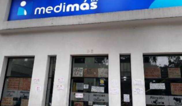 Usuarios de Medimás se tomaron la sede administrativa de la EPS