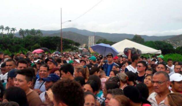 Ciudadanos venezolanos ingresando a Norte de Santander