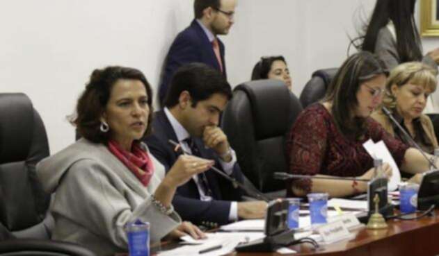 Ministra Nancy Patricia Gutiérrez en la Cámara