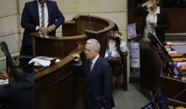 Senador Álvaro Uribe Vélez