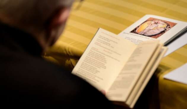 Sacerdote falso