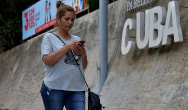 Internet en los celulares en Cuba
