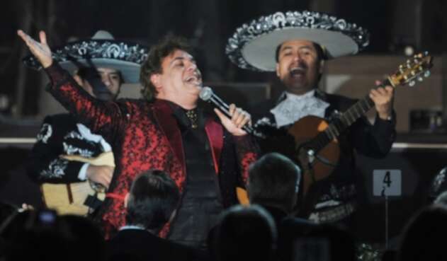 Juan Gabriel en una presentación en Las Vegas, Nevada (2009)