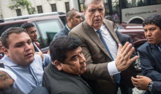Alan García, expresidente de Perú, llegando a la Fiscalía en Lima, el 15 de noviembre de 2018