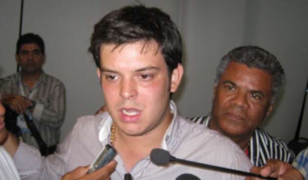 Alejandro Lyons de la Espriella se entregó en principios del pasado mes de noviembre .