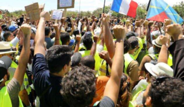 Movimiento de los "chalecos amarillos" en Francia Movimiento de los "chalecos amarillos" en Francia