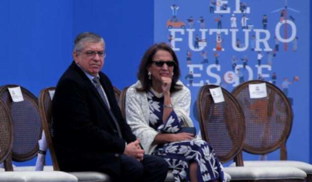 César Gaviria, expresidente de la República.y Ana Milena Muñoz de Gaviria, exprimera dama de la nación.