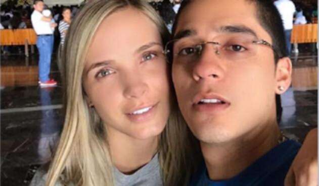 Elizabeth Loaiza y su novio