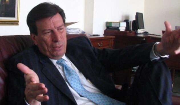 Gilberto Orozco, abogado