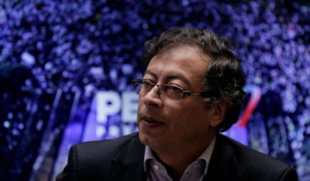 Gustavo Petro, congresista