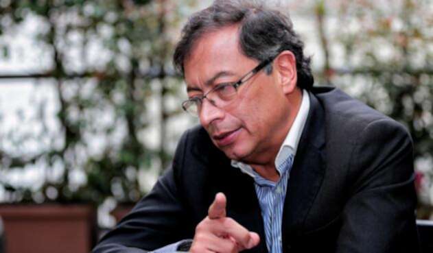 Gustavo Petro, senador de la República
