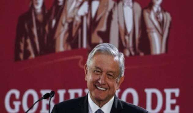 Andrés Manuel López Obrador, presidente de México devolvió parte de su salario como jefe de Estado.