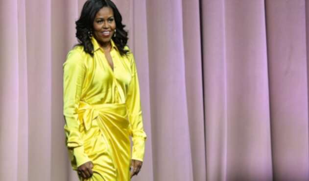 Michelle Obama usa llamativas botas doradas