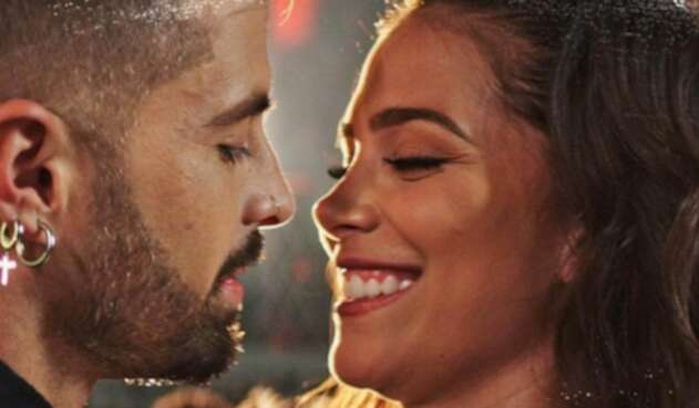 Greeicy y Mike Bahía