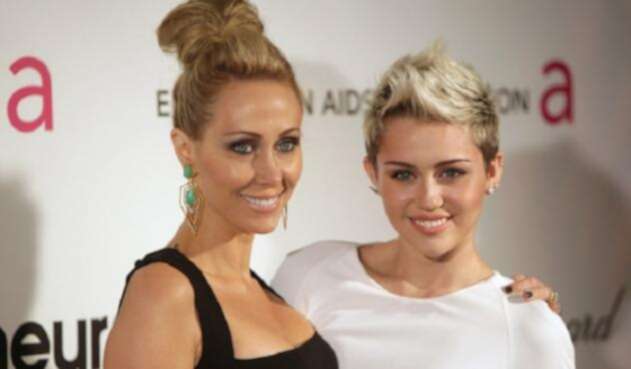 Miley Cyrus y su mamá