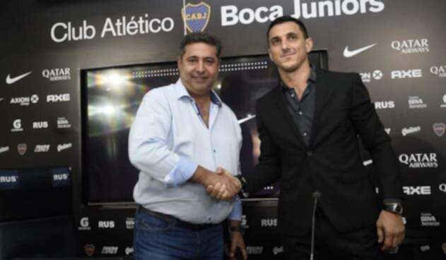 Nicolás Burdisso Nicolás Burdisso