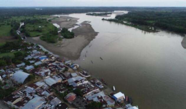 Río Caquetá a la altura del municipio de Solita Río Caquetá a la altura del municipio de Solita
