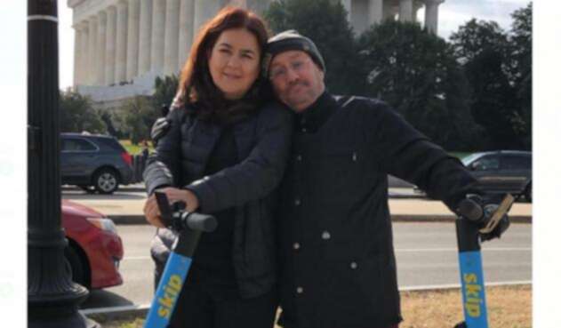 Francisco Santos y su esposa