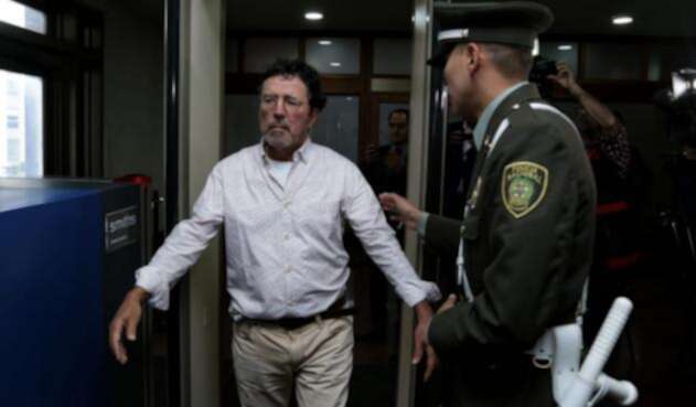 Simón Vélez acude a la Corte Suprema de Justicia