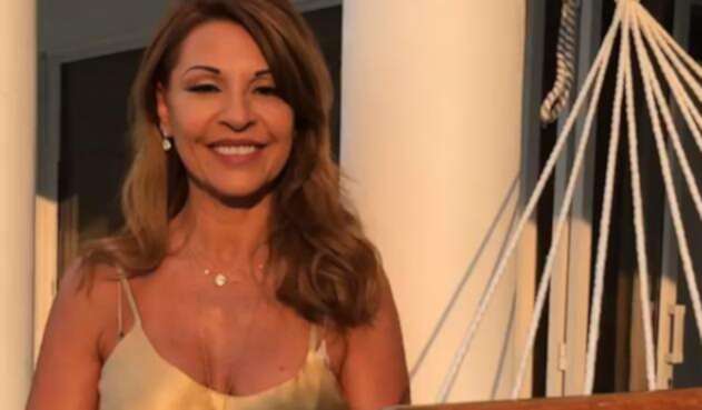 La actriz no guardó silencio y trató con fuertes palabras a un usuario de Twitter