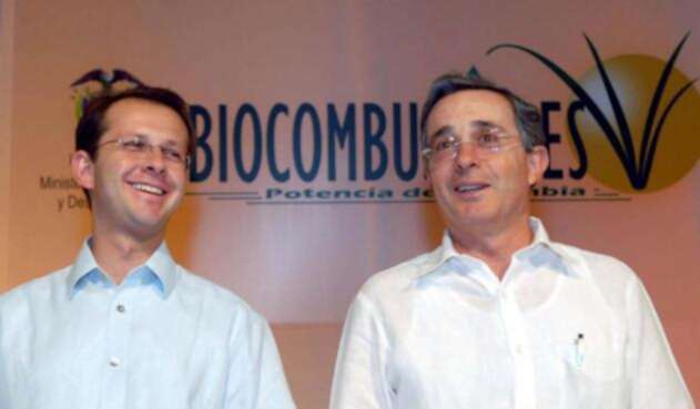 Andrés Felipe Arias y Álvaro Uribe Andrés Felipe Arias y Álvaro Uribe