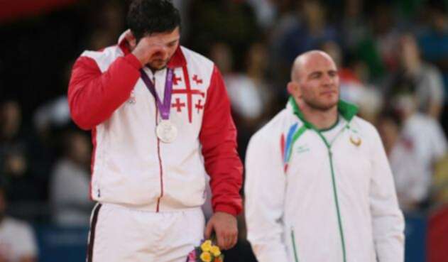 Luchador Davit Modzmanashvili descalificado Luchador Davit Modzmanashvili descalificado